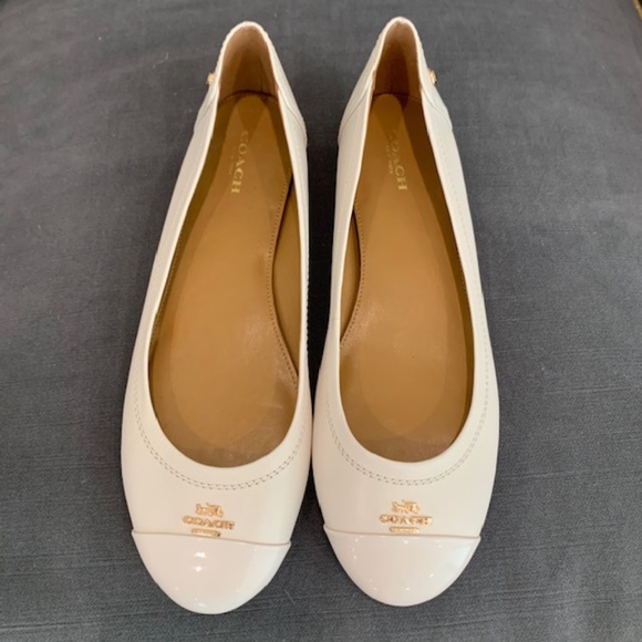 Coach Shoes - Coach Chelsea Cream Ballet Flats Coach Shoes - Coach Chelsea Cream Ballet Flats